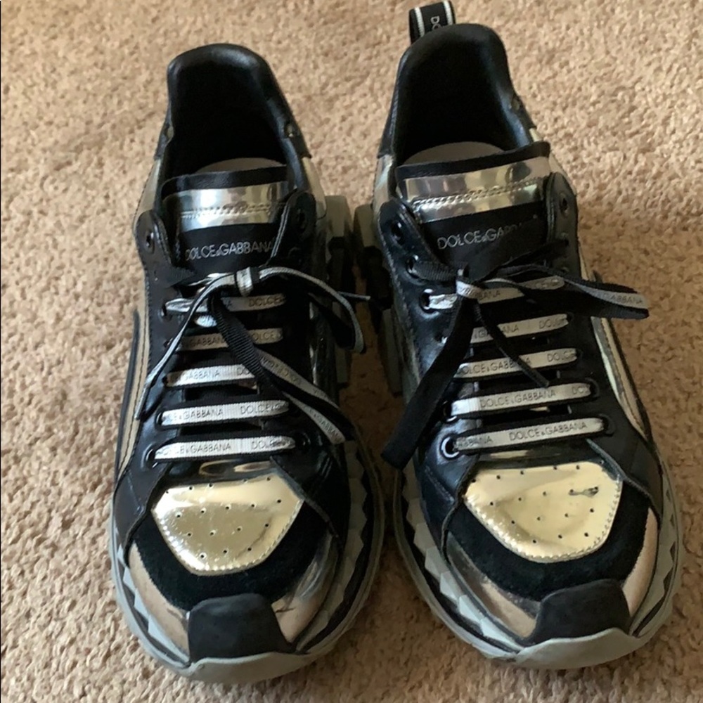 Dolce and gabbana size 40